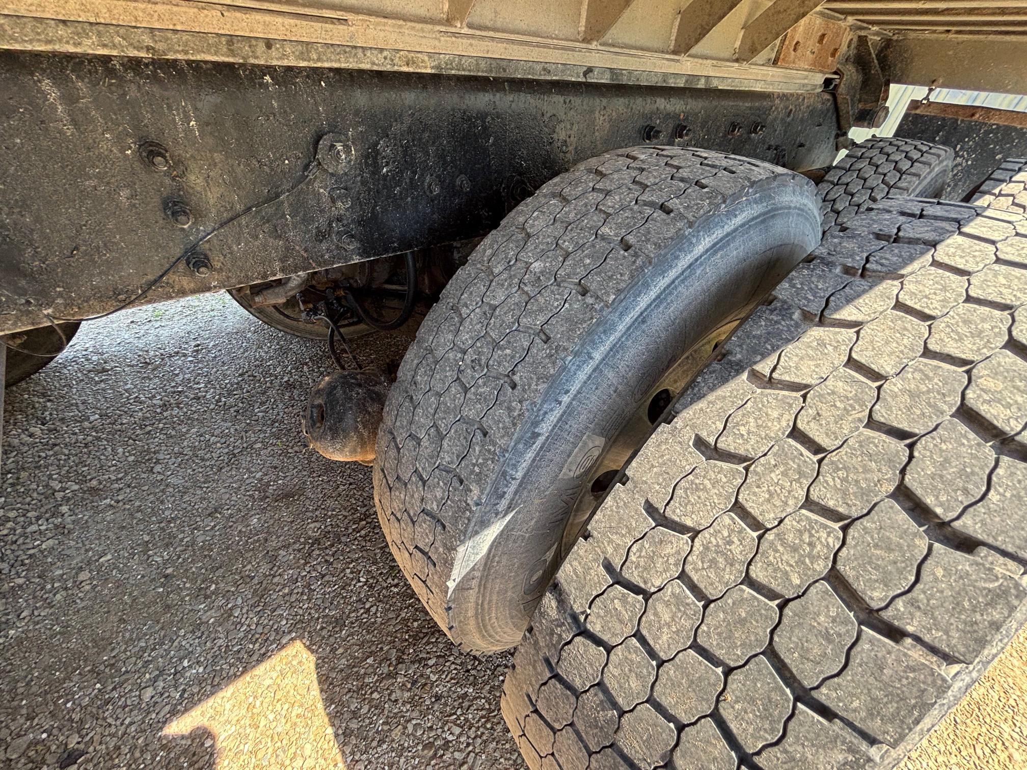 1997 MACK CL713 - Image 33